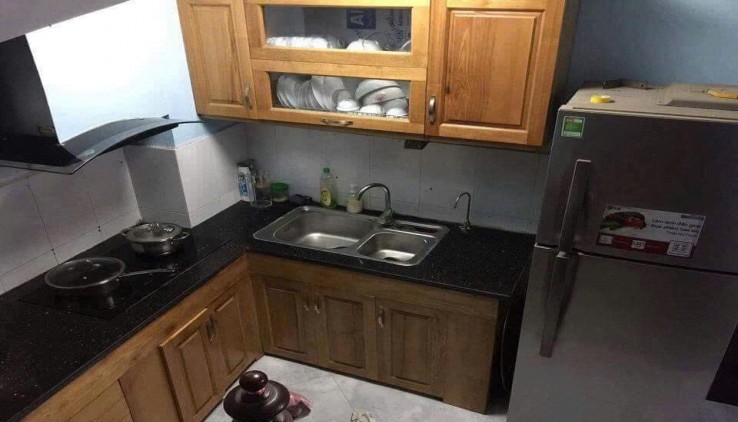 Cho thuê nhà Phố Vĩnh Hưng 5 tầng, 30m2, 3 ngủ, 9 Triệu ở gia đình, nhóm ngoan